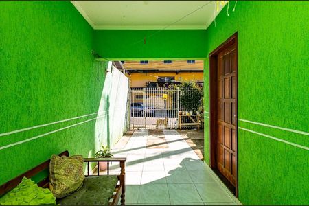 8_photo/94dcfdb6a1.210363f7da379e19-ATLAS-6444d8ae-b9cb-4385-8402-e979a5e6a207.jpg de casa à venda com 3 quartos, 91m² em Tatuquara, Curitiba