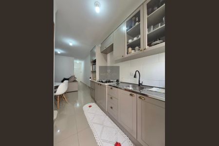 6_photo/94dcfdb99b.edf2212802869f81-ATLAS-7b785c4e-aeb7-4eeb-ba0f-8993bbc500af.jpg de casa à venda com 2 quartos, 42m² em Tatuquara, Curitiba