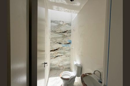 10_photo/94dcfdba4d.72c99cad9401b729-ATLAS-c0b18cac-a45d-40b5-adc0-cdfadb155088.jpg de casa à venda com 2 quartos, 40m² em Tatuquara, Curitiba