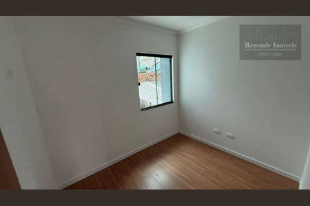 6_photo/94dcfdba7d.6c8e35c674eb8ee1-ATLAS-357f6fc1-f01e-4721-8e0a-2f6113a83099.jpg de casa à venda com 3 quartos, 82m² em Tatuquara, Curitiba