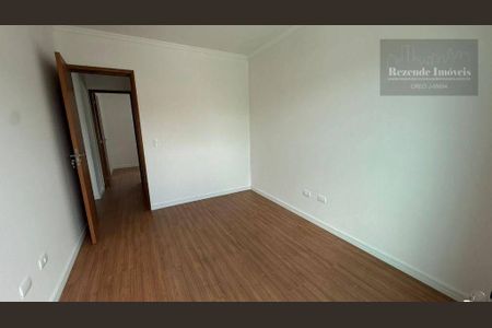 7_photo/94dcfdba7d.6c8e35c674eb8ee1-ATLAS-7c7f201f-14a6-4c9b-90c9-4d3a9d083f03.jpg de casa à venda com 3 quartos, 82m² em Tatuquara, Curitiba