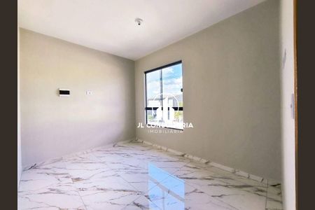 14_photo/94dcfdbc1d.642e0c1a101d514b-ATLAS-a749aca9-3564-4215-95e8-5f996800d1ca.jpg de casa à venda com 3 quartos, 57m² em Tatuquara, Curitiba