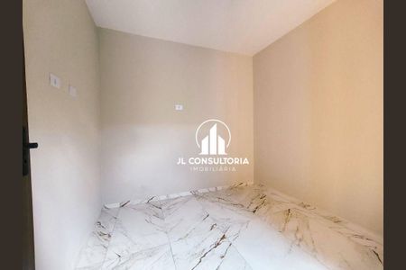 8_photo/94dcfdbc1d.642e0c1a101d514b-ATLAS-d8b7b604-873f-4353-8929-06d1bbf4c6ad.jpg de casa à venda com 3 quartos, 57m² em Tatuquara, Curitiba