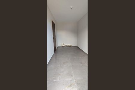 16_photo/94dcfdbc1f.40d9156f2e18fdd4-ATLAS-1b1449ed-8ba6-4333-a2d5-3ba120b24f97.jpg de casa à venda com 2 quartos, 56m² em Tatuquara, Curitiba