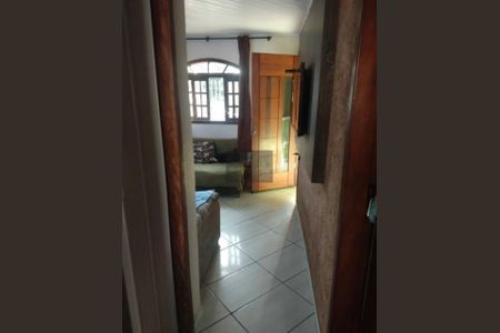 2_photo/94dcfdbeb3.dc8bbd111761e841-ATLAS-87750576-68e7-43f8-bc3f-6b19d5d91683.jpg de casa à venda com 2 quartos, 90m² em Tatuquara, Curitiba
