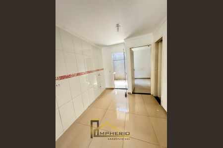 6_photo/94dcfdbed9.ea4fd3ce51c20542-ATLAS-7afb9470-5844-44a4-856e-1c7f3dbe2707.jpg de casa à venda com 2 quartos, 68m² em Tatuquara, Curitiba