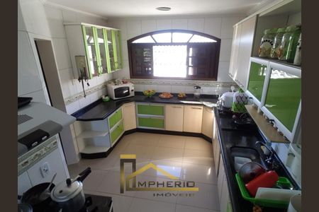 13_photo/94dcfdbf61.49d655132eb04021-ATLAS-01a01f48-317f-4f2d-be07-d6a59b03995b.jpg de casa à venda com 4 quartos, 700m² em Tatuquara, Curitiba