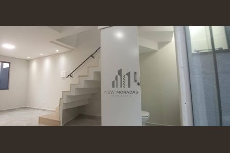 5_photo/94dcfdc0d3.2f15d505e37c7ac5-ATLAS-7b319f04-5290-4413-80db-98af3bc0554c.jpg de casa à venda com 2 quartos, 79m² em Tatuquara, Curitiba