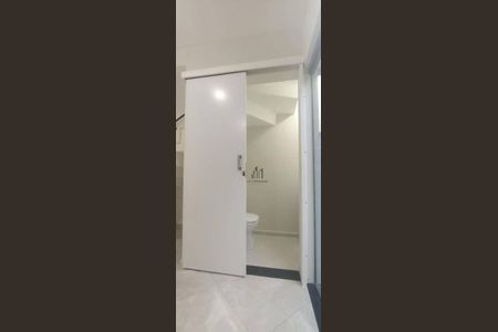 8_photo/94dcfdc0d3.2f15d505e37c7ac5-ATLAS-cce061fa-4557-42bb-9c2a-88cf51efc18b.jpg de casa à venda com 2 quartos, 79m² em Tatuquara, Curitiba