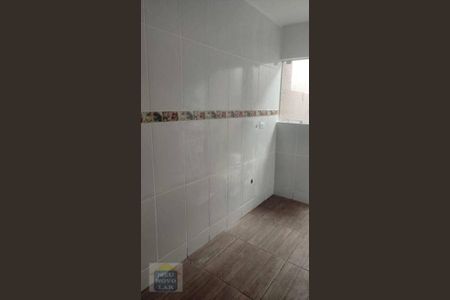 7_photo/94dcfdc4e7.5cacb5cd1a05b02e-ATLAS-3c2e5c01-4105-4fe7-a22f-336f4ced037f.jpg de casa à venda com 2 quartos, 39m² em Tatuquara, Curitiba