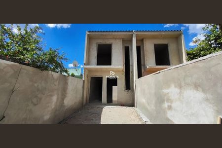 2_photo/94dcfdc55b.2589b1fd00b31c34-ATLAS-75514d82-2711-4d21-913e-5dfe70952d3d.jpg de casa à venda com 3 quartos, 82m² em Tatuquara, Curitiba