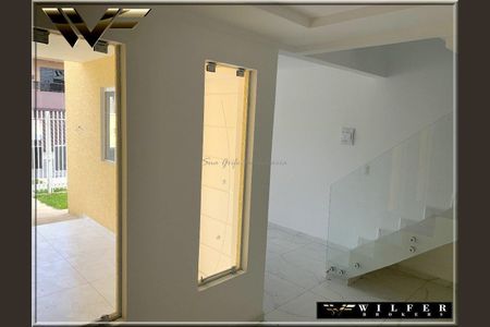 4_photo/94dcfdc57f.3714cccd63f8fe2d-ATLAS-a57f41c4-ad0f-4df6-a418-497ffd0a0414.jpg de casa à venda com 2 quartos, 58m² em Tatuquara, Curitiba