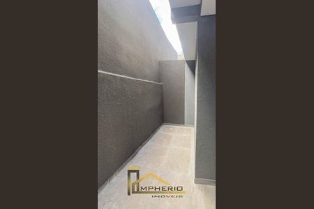 4_photo/94dcfdc5d1.005f75c31e2196e5-ATLAS-487622af-bc14-40d3-b3cd-d841828021f5.jpg de casa à venda com 2 quartos, 53m² em Tatuquara, Curitiba