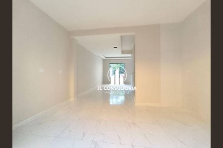 5_photo/94dcfdc5d1.6bc6d6e3d41508d6-ATLAS-71b18f10-7024-4b7a-aa3e-4351ddd3d4a8.jpg de casa à venda com 3 quartos, 74m² em Tatuquara, Curitiba