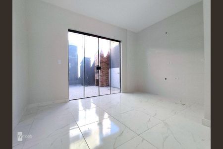 7_photo/94dcfdc5d1.9f7a89b2cf04e1f2-ATLAS-74f05237-a438-455a-aef5-3d062d70a4fe.jpg de casa à venda com 2 quartos, 74m² em Tatuquara, Curitiba