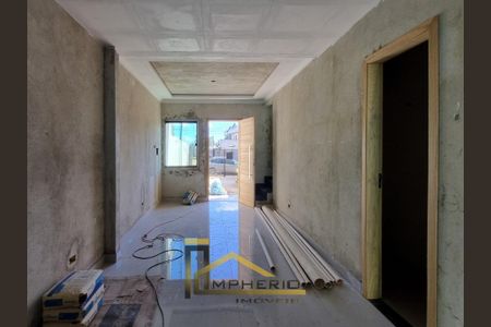 5_photo/94dcfdc6db.2fed7e95ddef69d8-ATLAS-d0316757-8809-4ef5-bc28-d478cb1eb401.jpg de casa à venda com 3 quartos, 82m² em Tatuquara, Curitiba