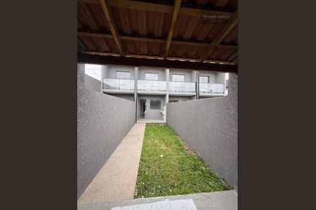 6_photo/94dcfdc73d.525c41d69492bd96-ATLAS-1734a7a2-893e-45a3-a60b-3873d6b1083d.jpg de casa à venda com 2 quartos, 71m² em Tatuquara, Curitiba