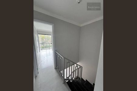 5_photo/94dcfdc73d.525c41d69492bd96-ATLAS-d2f91877-eec5-4b98-afe8-39664f467a8b.jpg de casa à venda com 2 quartos, 71m² em Tatuquara, Curitiba