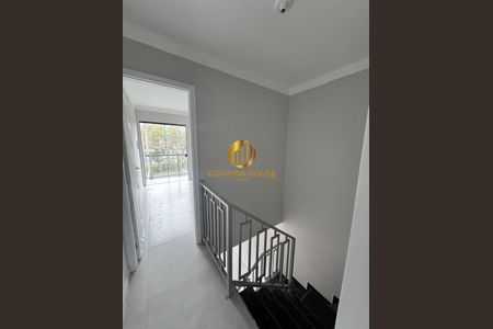 6_photo/94dcfdc73d.c2c47a35159f5a38-ATLAS-6211bffe-03bd-4c50-83cd-806ea8f1c538.jpg de casa à venda com 2 quartos, 71m² em Tatuquara, Curitiba