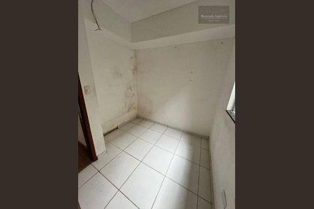 6_photo/94dcfdc94f.33f7807c162f64fa-ATLAS-9e052491-573a-4e14-8ee7-0e60c04bfb83.jpg de casa à venda com 2 quartos, 70m² em Tatuquara, Curitiba