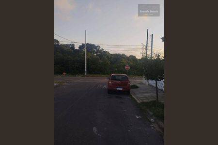 3_photo/94dcfdca23.6bc6d6e3d41508d6-ATLAS-484eeee1-ad92-4a72-8d64-dd07f663ea5c.jpg de casa à venda com 2 quartos, 48m² em Tatuquara, Curitiba