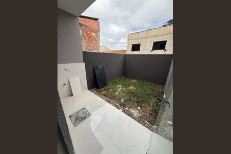 8_photo/94dcfdca65.e9744f0b397a6472-ATLAS-60d9842b-5eaf-40c3-b77c-051484061a7c.jpg de casa à venda com 2 quartos, 60m² em Tatuquara, Curitiba