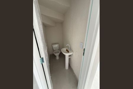 5_photo/94dcfdca65.e9744f0b397a6472-ATLAS-a67e8fb6-6824-4c9e-b094-1fc6024d1b31.jpg de casa à venda com 2 quartos, 60m² em Tatuquara, Curitiba