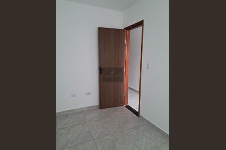 10_photo/94dcfdca7d.cec4d9404bc3fd82-ATLAS-6b1cdbb6-f8b4-4ae3-a9da-0c6cc9e0bc3e.jpg de casa à venda com 2 quartos, 41m² em Tatuquara, Curitiba