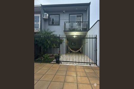 2_photo/94dcfdca9f.e599bb957c17cb04-ATLAS-6ecf9b6e-bccd-4193-950f-fa00275e3b3b.jpg de casa à venda com 3 quartos, 77m² em Tatuquara, Curitiba