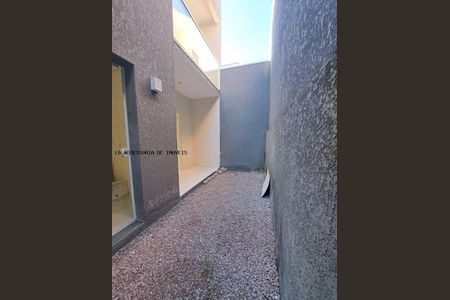 2_photo/94dcfdcdd1.4582380f9d366552-ATLAS-0a9eb864-12c7-4636-a2ad-9482b98dbb44.jpg de casa à venda com 2 quartos, 44m² em Tatuquara, Curitiba