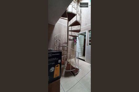 6_photo/94dcfdce77.5955ad7459482dc1-ATLAS-c9440ff8-b384-4ec1-b3d6-03cffb41d9dd.jpg de casa à venda com 2 quartos, 60m² em Tatuquara, Curitiba