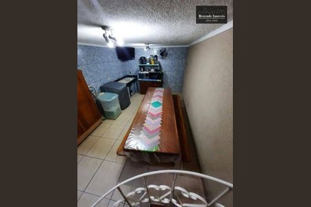 5_photo/94dcfdce77.5955ad7459482dc1-ATLAS-e461d2fd-bbea-4809-8ac4-f85c0cb43e84.jpg de casa à venda com 2 quartos, 60m² em Tatuquara, Curitiba