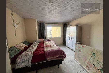 3_photo/94dcfdd04b.ac0348e2c36065f2-ATLAS-c9a77e3d-1e23-4b47-8a24-42fa1316452b.jpg de casa à venda com 2 quartos, 60m² em Tatuquara, Curitiba