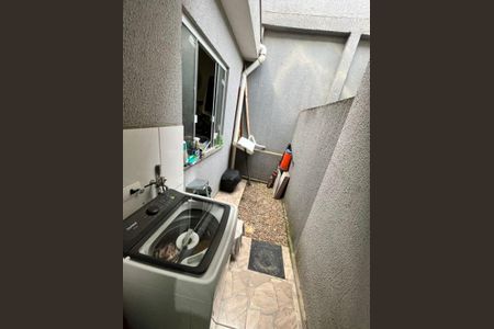 12_photo/94dcfdd04b.ee31d1fd9df23408-ATLAS-1b9b1c53-4757-41c8-927e-db792e8c4087.jpg de casa à venda com 2 quartos, 60m² em Tatuquara, Curitiba