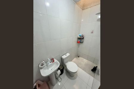 10_photo/94dcfdd04b.ee31d1fd9df23408-ATLAS-557209d0-58b5-460e-a345-eb12d549dca3.jpg de casa à venda com 2 quartos, 60m² em Tatuquara, Curitiba