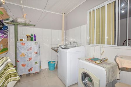 12_photo/94dcfdd1bd.df2406aa61ba3211-ATLAS-6dc003eb-1303-47e9-a76c-4bc363d982bf.jpg de casa à venda com 3 quartos, 80m² em Tatuquara, Curitiba