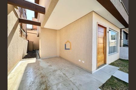 4_photo/94dcfdd51f.531e7453d39d65a8-ATLAS-499b0de2-56be-48ce-b965-eb86aa9f635a.jpg de casa à venda com 2 quartos, 124m² em Campo de Santana, Curitiba