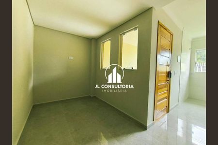 5_photo/94dcfdd78b.4dc3fdc6f4262d4b-ATLAS-7d277218-180a-4e75-a8d7-ceba45b5ce4f.jpg de casa à venda com 2 quartos, 53m² em Campo de Santana, Curitiba