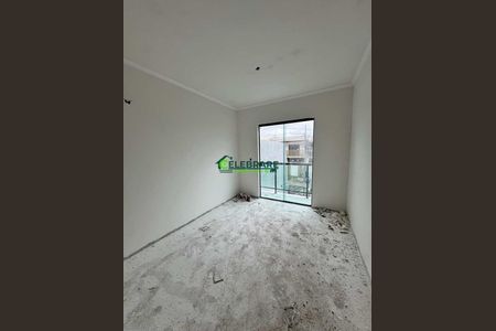 3_photo/94dcfdd80d.bbd0c06dccd8b6dc-ATLAS-9629a2f2-71e7-46b9-8871-4962e8f04e83.jpg de casa à venda com 3 quartos, 82m² em Campo de Santana, Curitiba