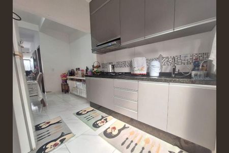 9_photo/94dcfdd83f.b760bf5d8bb46efe-ATLAS-41dfd881-5817-492d-b009-07073bb7b26e.jpg de casa à venda com 3 quartos, 79m² em Campo de Santana, Curitiba