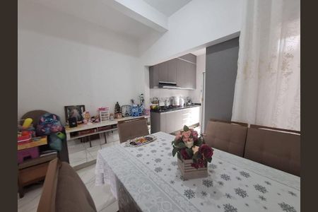 6_photo/94dcfdd83f.b760bf5d8bb46efe-ATLAS-42db48dc-7941-41a9-adc7-854ba37c6872.jpg de casa à venda com 3 quartos, 79m² em Campo de Santana, Curitiba