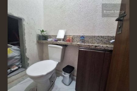 7_photo/94dcfdd83f.d83f7d0cb4c81861-ATLAS-4adb7f69-d6cc-4a98-8b6c-c539f8265aab.jpg de casa à venda com 3 quartos, 79m² em Campo de Santana, Curitiba