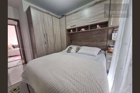 8_photo/94dcfdd83f.d83f7d0cb4c81861-ATLAS-5791c5ce-0e97-4ca6-86e4-140b86128613.jpg de casa à venda com 3 quartos, 79m² em Campo de Santana, Curitiba