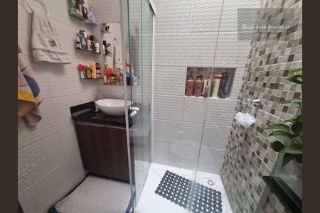 2_photo/94dcfdd83f.d83f7d0cb4c81861-ATLAS-8710232c-a50d-4157-b99a-b9ebe5b30aaf.jpg de casa à venda com 3 quartos, 79m² em Campo de Santana, Curitiba