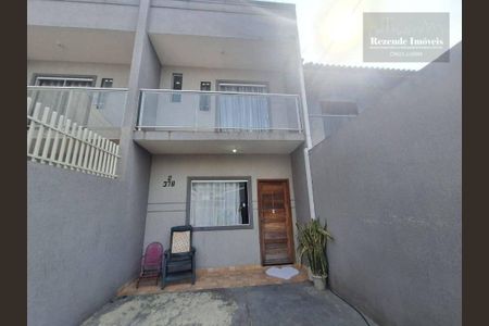 2_photo/94dcfdd83f.d83f7d0cb4c81861-ATLAS-9c609dc6-7c28-45d1-9eac-5532eb5ee827.jpg de casa à venda com 3 quartos, 79m² em Campo de Santana, Curitiba