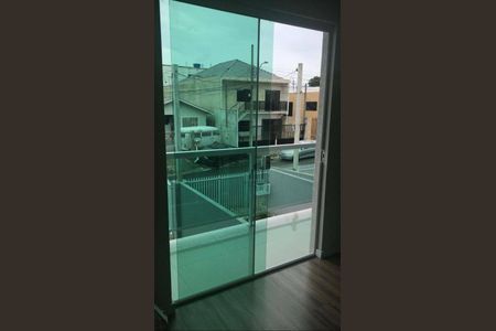 10_photo/94dcfdd8b5.2f15d505e37c7ac5-ATLAS-c8cb6524-86a2-41a7-ab8f-67868c77973d.jpg de casa à venda com 2 quartos, 116m² em Campo de Santana, Curitiba