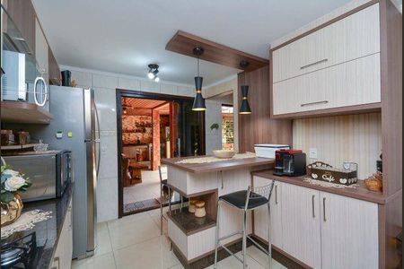 5_photo/94dcfdd9b5.12917f666bbf568e-ATLAS-319ba9fd-fd50-45b2-9a8d-9e0aca4cd20c.jpg de casa à venda com 4 quartos, 270m² em Campo de Santana, Curitiba