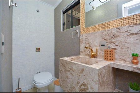 12_photo/94dcfdd9b5.12917f666bbf568e-ATLAS-e615d6bb-aa4a-4c08-b577-6324550cfbfc.jpg de casa à venda com 4 quartos, 270m² em Campo de Santana, Curitiba