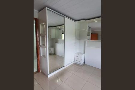 8_photo/94dcfdd9e3.46ae6cbe0761d4fa-ATLAS-a4bce9e1-acb8-4a13-8004-b0335baa623b.jpg de casa à venda com 3 quartos, 87m² em Campo de Santana, Curitiba