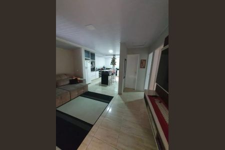 2_photo/94dcfdd9e3.46ae6cbe0761d4fa-ATLAS-f182231f-afec-4c27-a76a-c27c0de76229.jpg de casa à venda com 3 quartos, 87m² em Campo de Santana, Curitiba